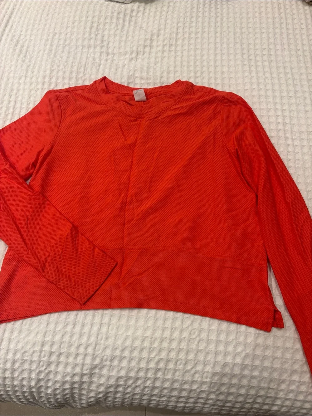 Old Navy Bright Red Long-Sleeve Active Tee for Kids